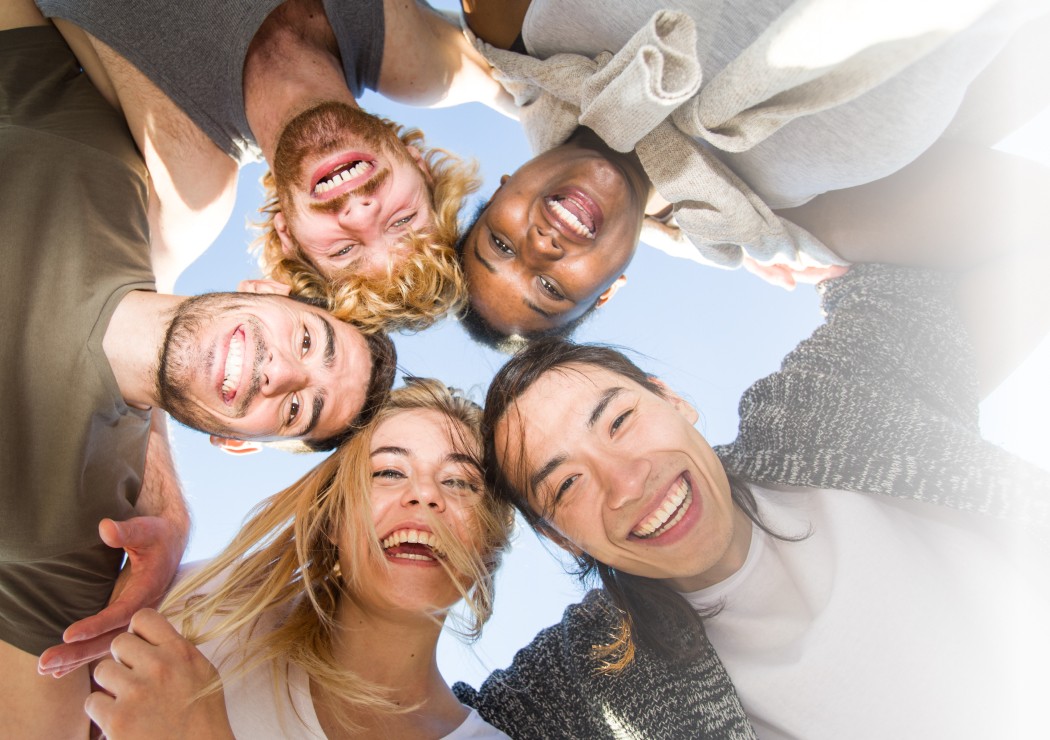 Orthodontie adulte par gouttières invisibles